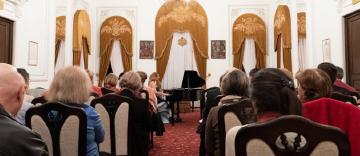 Concert de pian la Muzeul eparhial din Galaţi Concert de pian la Muzeul eparhial din Galaţi
