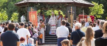 Sfinţii Martiri Brâncoveni prăznuiţi la Mănăstirea Cârlomăneşti din judeţul Galaţi Sfinţii Martiri Brâncoveni prăznuiţi la Mănăstirea Cârlomăneşti din judeţul Galaţi