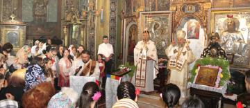 Slujire arhierească și binecuvantare la biserica „Sf. Împărați“ din Brăila Slujire arhierească și binecuvantare la biserica „Sf. Împărați“ din Brăila