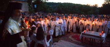 Prohodul Maicii Domnului la Mănăstirea Adam din județul Galați Prohodul Maicii Domnului la Mănăstirea Adam din județul Galați