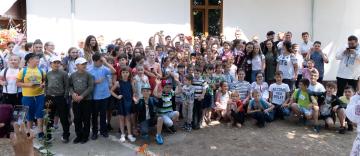 180 de tineri au participat la Tabăra de vară din localitatea Bereşti-Târg, judeţul Galaţi 180 de tineri au participat la Tabăra de vară din localitatea Bereşti-Târg, judeţul Galaţi
