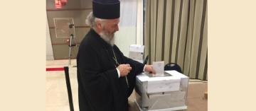 Înaltpreasfințitul Părinte Casian, Arhiepiscopul Dunării de Jos, a votat la alegerile prezidențiale Înaltpreasfințitul Părinte Casian, Arhiepiscopul Dunării de Jos, a votat la alegerile prezidențiale