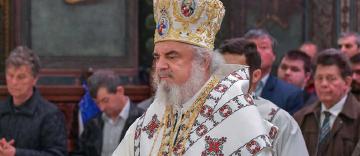 Patriarhul Daniel către românii de pretutindeni: Îi îndemnăm să fie permanent în legătură cu cei dragi rămași în ţară Patriarhul Daniel către românii de pretutindeni: Îi îndemnăm să fie permanent în legătură cu cei dragi rămași în ţară