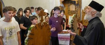 Activităţi cu tinerii la Aşezământul „Sf. M. Mc. Pantelimon” - Lacu Sărat