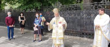 Slujire arhierească la Galați în duminica Samarinencii Slujire arhierească la Galați în duminica Samarinencii