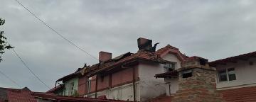Solidari cu familiile din cele opt locuinţe afectate grav de un incendiu în Galaţi Solidari cu familiile din cele opt locuinţe afectate grav de un incendiu în Galaţi