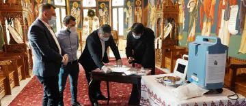 Dar medical din partea Muzeului eparhial pentru Spitalul Clinic Judeţean de Urgenţă „Sf. Ap. Andrei“ din Galaţi Dar medical din partea Muzeului eparhial pentru Spitalul Clinic Judeţean de Urgenţă „Sf. Ap. Andrei“ din Galaţi