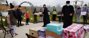Activităţi social-filantropice în trei parohii rurale din judeţul Galaţi Activităţi social-filantropice în trei parohii rurale din judeţul Galaţi