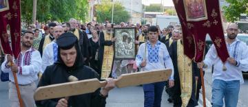 Procesiune cu icoana Maicii Domnului de la Mănăstirea Adam în municipiul Galaţi Procesiune cu icoana Maicii Domnului de la Mănăstirea Adam în municipiul Galaţi