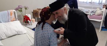 Semeni de-ai noștri vizitați în zi de sărbătoare de chiriarhul Dunării de Jos Semeni de-ai noștri vizitați în zi de sărbătoare de chiriarhul Dunării de Jos