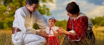 Patriarhul Daniel: Duminica Părinților și Copiilor – prilej de omagiere și susținere a familiei creștine Patriarhul Daniel: Duminica Părinților și Copiilor – prilej de omagiere și susținere a familiei creștine