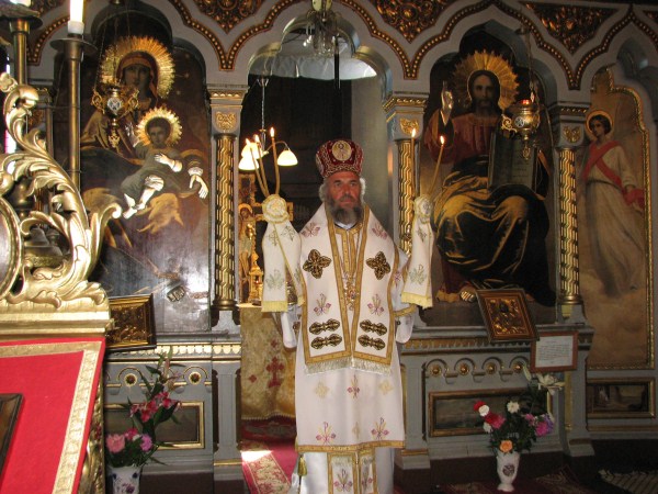29 08 11 foto de la bis. sf. ioan din braila 020