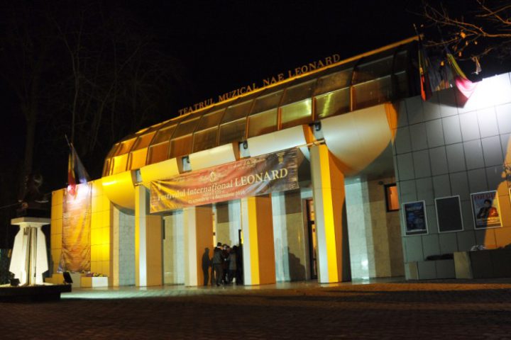 DSC 0012