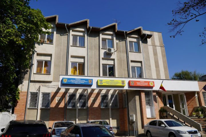 ADJ04312