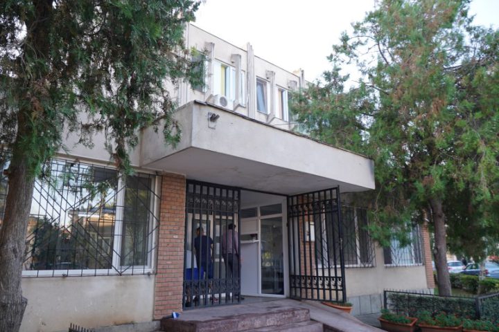 ADJ04365