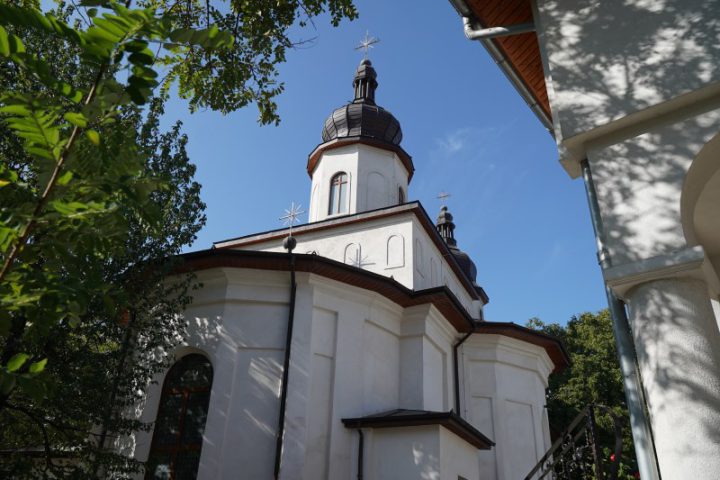 ADJ04465
