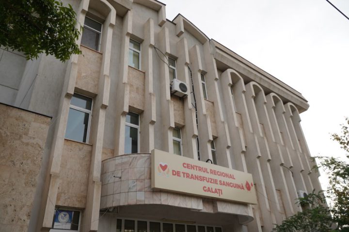ADJ04907