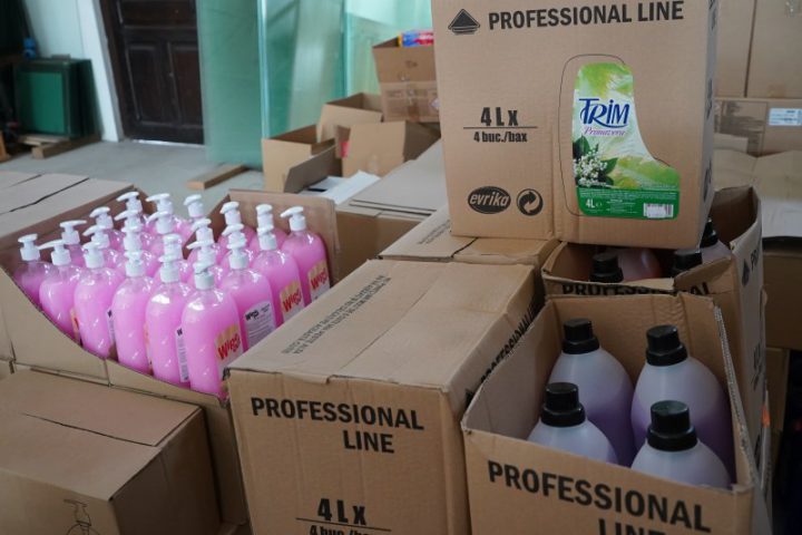 ADJ08526