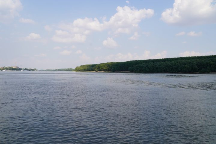 ADJ03602