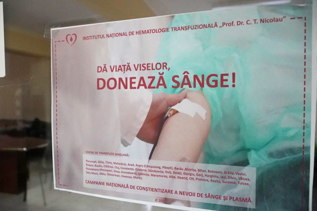 ADJ06049