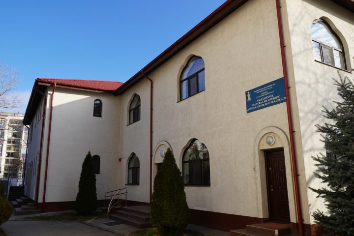 ADJ07386