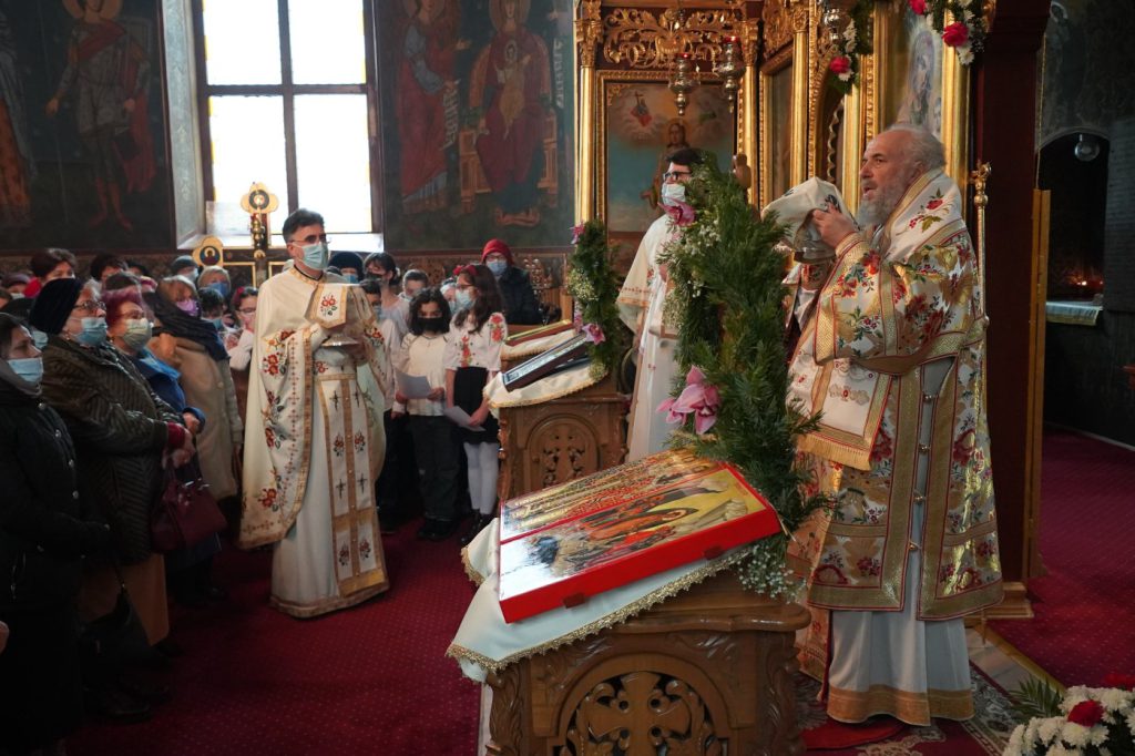 ADJ07573