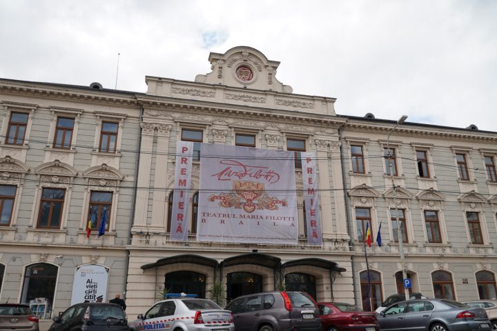 ADJ00442
