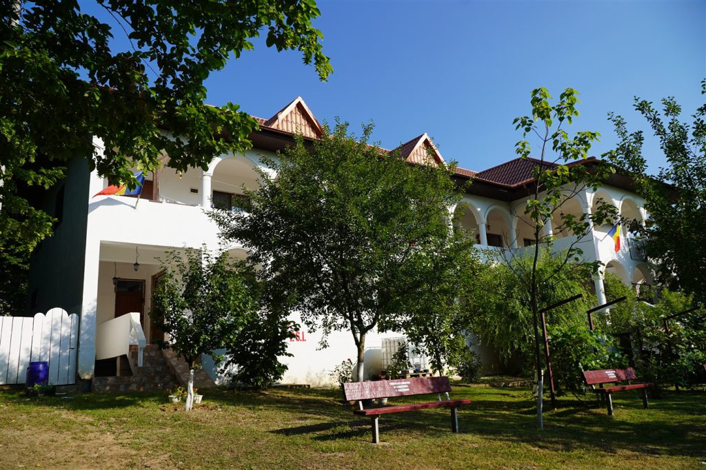 ADJ03871